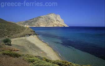 La playa Megas Potamos Anafi en Ciclades, Islas Griegas, Grecia